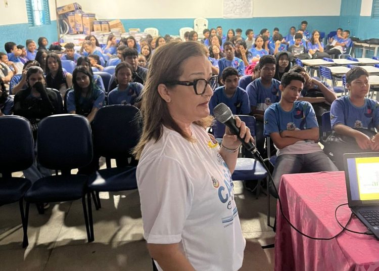 CAPS AD E SEDUC 01 Prefeitura de Paulo Afonso CAPS AD e Seduc promovem atividades com adolescentes da rede municipal em alusão ao Setembro Amarelo