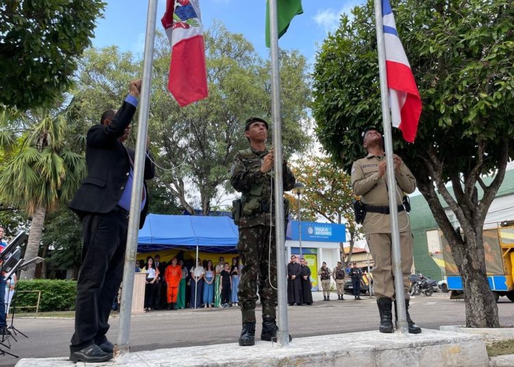 Semana da Independência do Brasil teve início nesta segunda-feira com atividade cívica no Centro e BTN