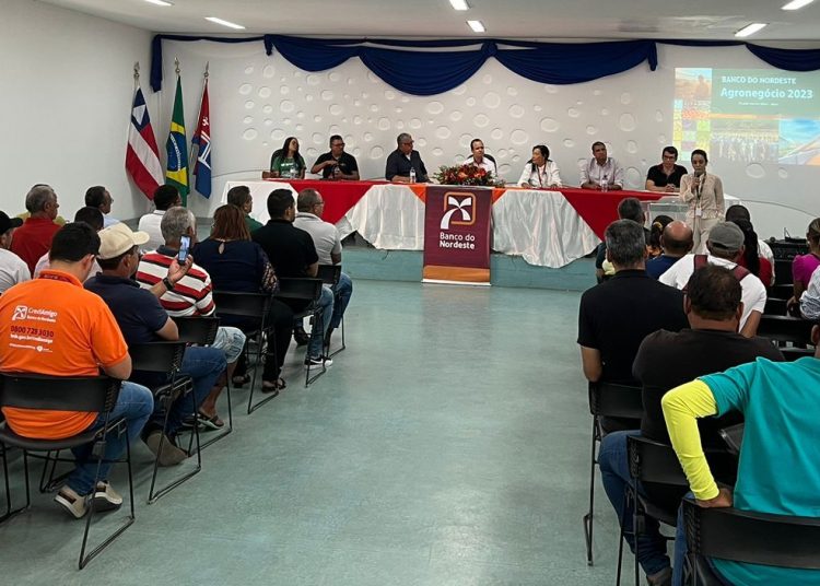 Marcondes participa de reunião sobre os planos de ação territorial da bovinocultura leiteira e Safra 2023/2024