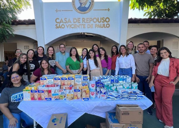 AÇÃO CASA DE REPOUSO 01 Prefeitura de Paulo Afonso Sedes, OAB, CMDI e colaboradores promovem tarde de socialização e bem-estar para os idosos da Casa de Repouso São Vicente de Paulo