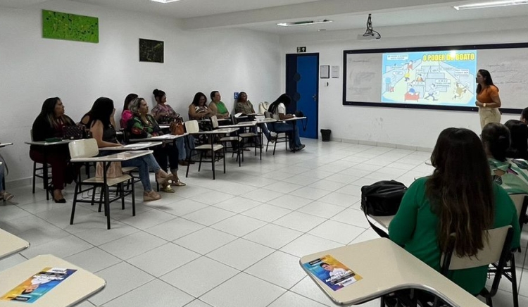 Coordenação da Atenção Especializada, em parceria com a UniRios, realiza capacitação para a equipe