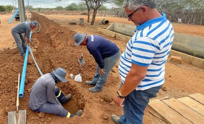 Campos Novos recebe melhorias para o abastecimento de água com a instalação da rede de 75 polegadas e beneficia mais de 60 famílias