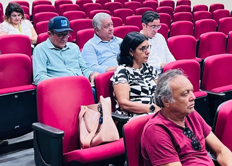 Marcondes Francisco participa de encontro sobre segurança em barragens junto com lideranças da região