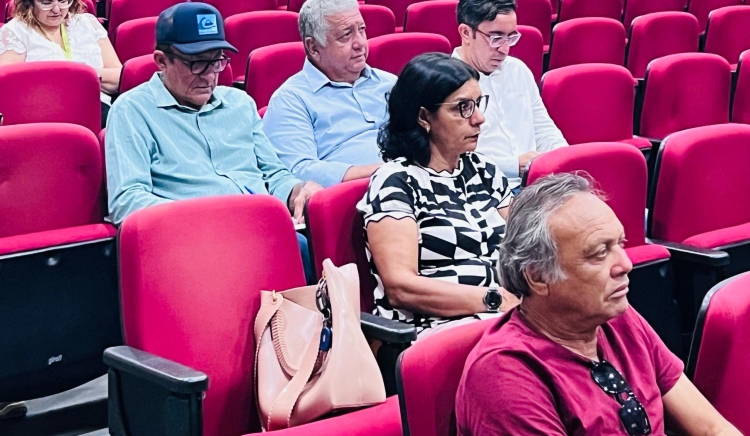 Marcondes Francisco participa de encontro sobre segurança em barragens junto com lideranças da região