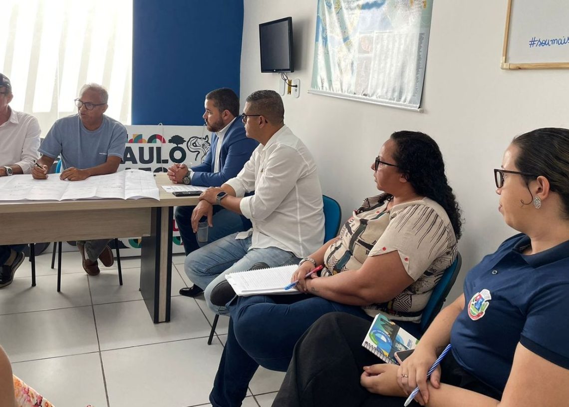 Prefeitura de Paulo Afonso Reunião com feirantes e representantes de setores aborda melhorias no Mercado Público