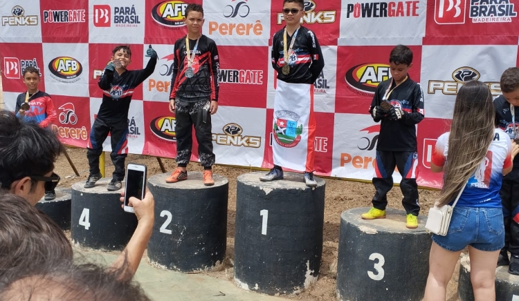 Com apoio da gestão, atletas de Paulo Afonso participam de Campeonato Baiano de BMX em Feira de Santana