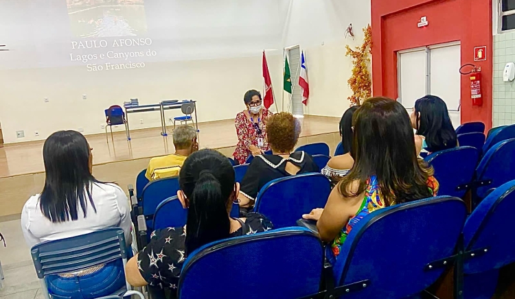 Cursos para melhorar o atendimento e recepção dos turistas são ofertados no Avança Turismo Bahia
