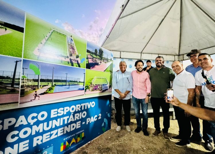 Lançamento do projeto do Espaço Esportivo Comunitário aconteceu nesta sexta-feira (22)