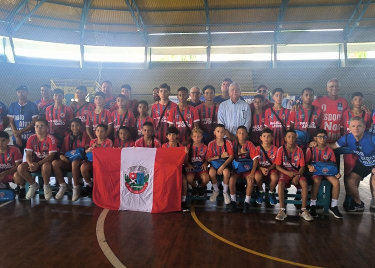 Com o apoio da Prefeitura, atletas do Paulo Afonso Fut 7 participam de Maceió Cup