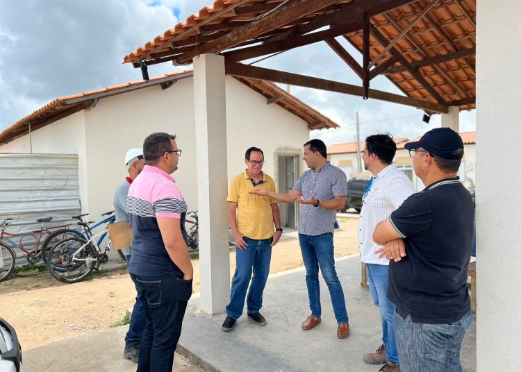 Residencial Francisco Chagas está 80% concluído e obra recebe visita do Administrador do BTN e equipe da empresa responsável