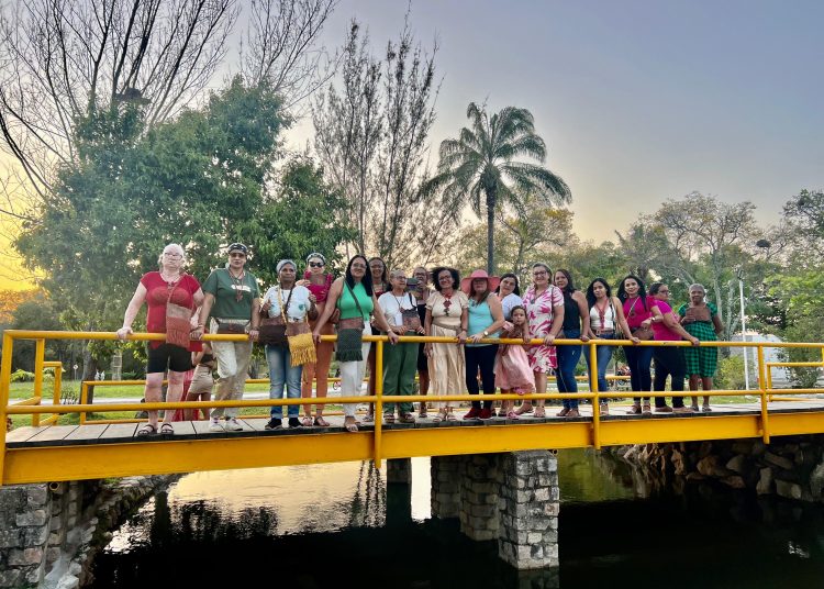 Projeto Ecotilápia 04 Prefeitura de Paulo Afonso Projeto Ecotilápia realizado no Parque Belvedere atraiu público que prestigiouas artesãs locais