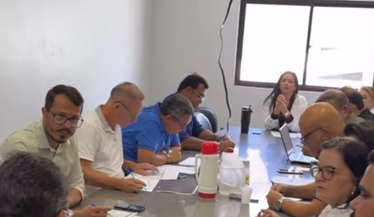 Secretários participam de reunião com vereadores para solucionar suplementações orçamentárias para a Saúde e Educação