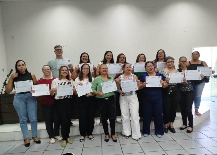 CAPACITAÇÃO BCG 01 Prefeitura de Paulo Afonso 21 enfermeiros recebem certificado de capacitação para aplicação da vacina BCG