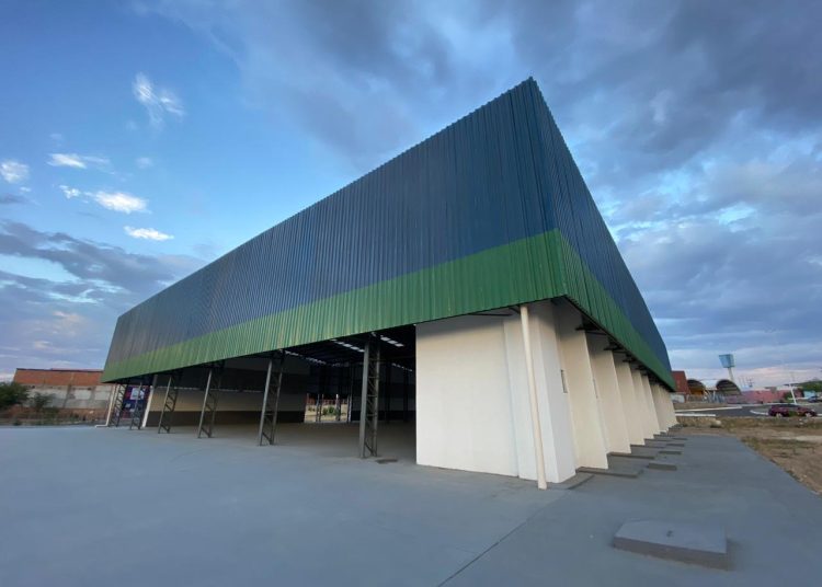 Espaço Multiuso construído na Ceasa garante melhorias para comerciantes e população