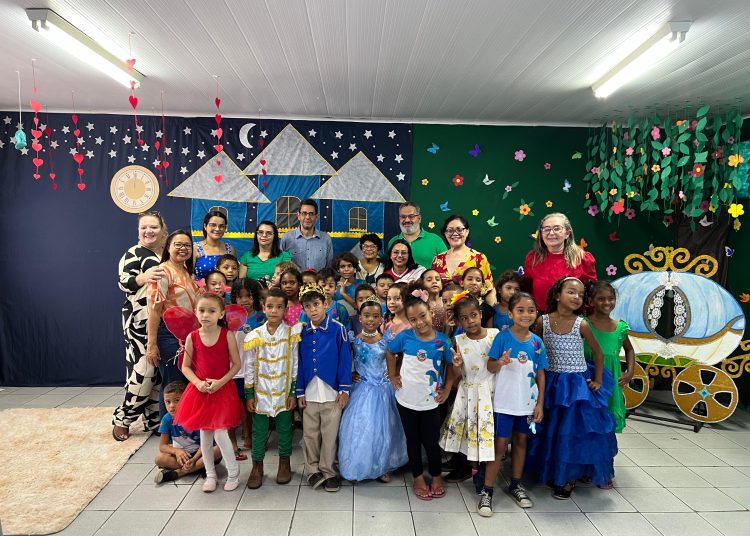 1ª Feira de Linguagem da Escola Manoel Nascimento Neto celebra a literatura brasileira e mundial com apresentações e atividades interativas