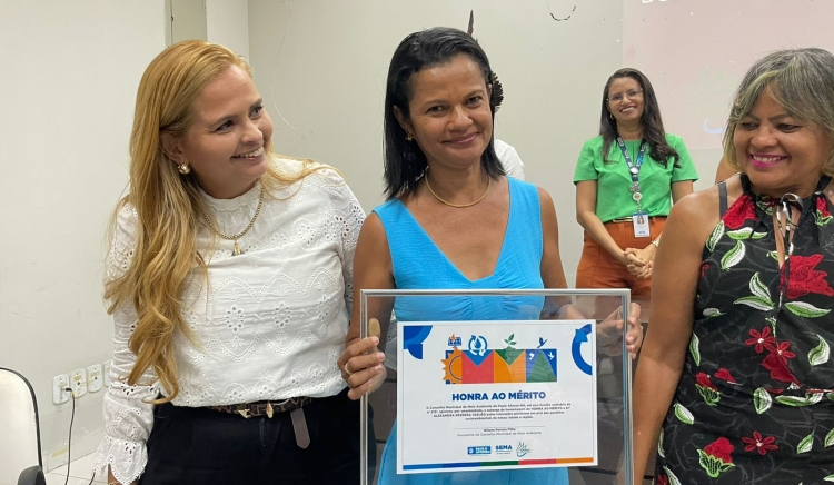 CMMA homenageia Alesandra Bezerra Varjão com Certificado de Honra ao Mérito Ambiental