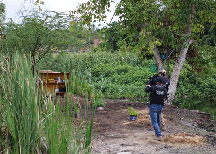 PREFEITURA MUNICIPAL DE PAULO AFONSO REALIZA OPERAÇÃO DESFORÇO IMEDIATO PARA COMBATER INVASÃO EM ÁREA DE PROTEÇÃO AMBIENTAL