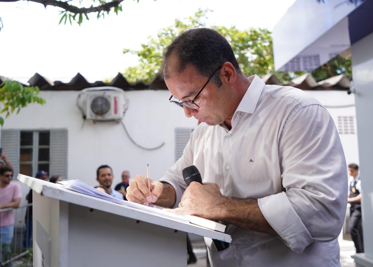 100 Dias de Cuidado e Compromisso: Mário Galinho Sanciona Leis que Transformam a Vida de Mães e Gestantes em Paulo Afonso