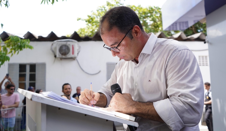 100 Dias de Cuidado e Compromisso: Mário Galinho Sanciona Leis que Transformam a Vida de Mães e Gestantes em Paulo Afonso