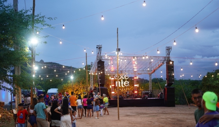 Baile Perfumado encanta público e se consolida como destaque do Oxente Cangaço com noite de cultura e tradição