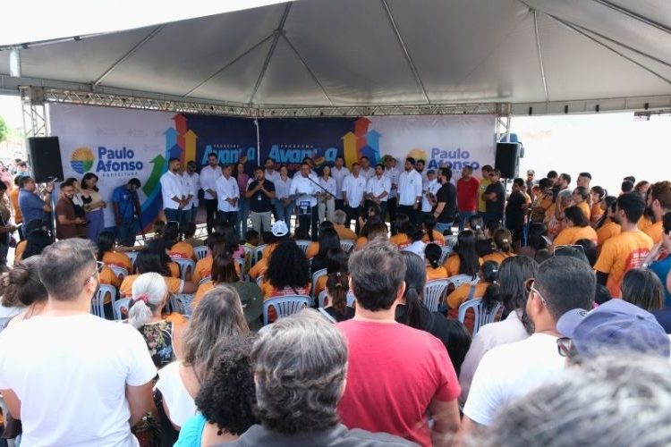 Com anúncio de investimentos e mutirão no PA4, gestão municipal lança o programa  ‘Avança Paulo Afonso’